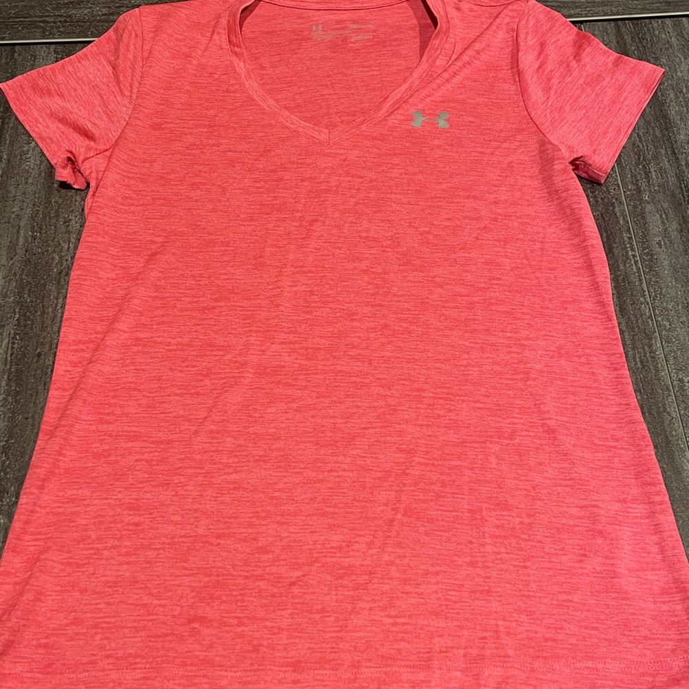 Under armour v neck